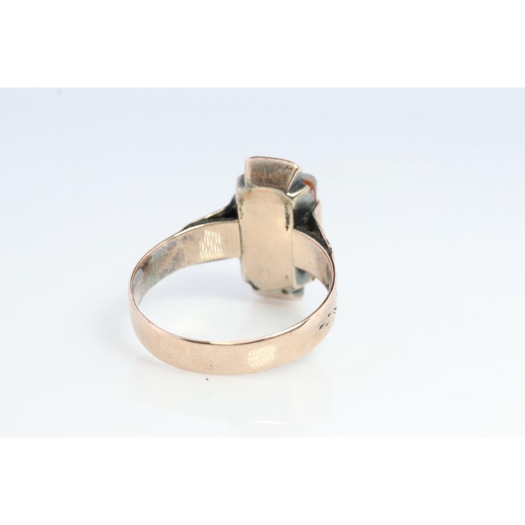 Femenino o masculino Soldado romano tallado de 10 quilates, Anillo de sello Centurión. Oro de 10 quilates Tallado Victori en venta