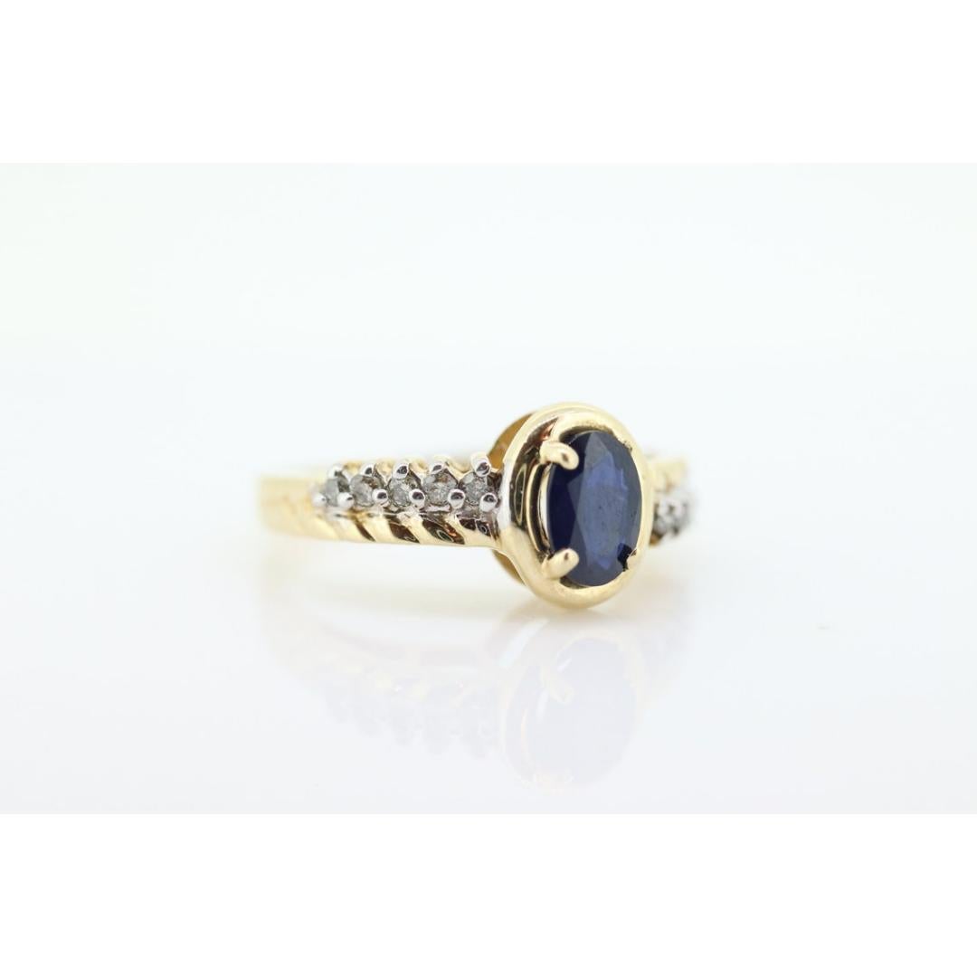 10k Blauer Saphir Diamant Solitär Ring. 10k Großer ovaler Saphir Ring. Nissko im Zustand „Gut“ im Angebot in Port Charlotte, FL