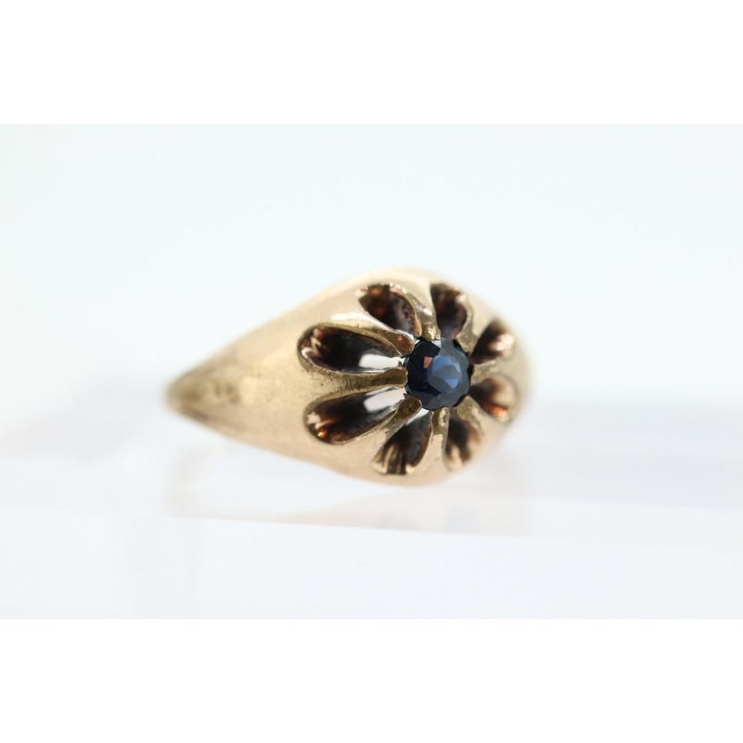 10k Blue Sapphire solitaire belcher setting ring. 10k Victorian Belcher set claw For Sale 1