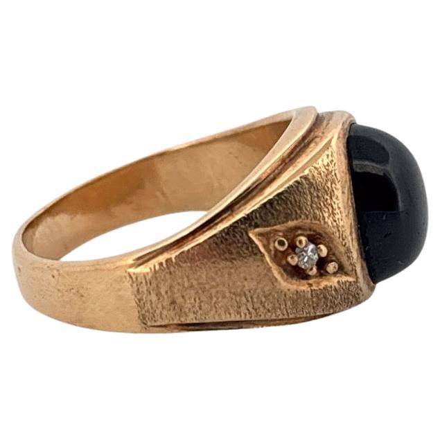 Anello con zaffiro nero e diamante in oro giallo spazzolato 10K in vendita 1