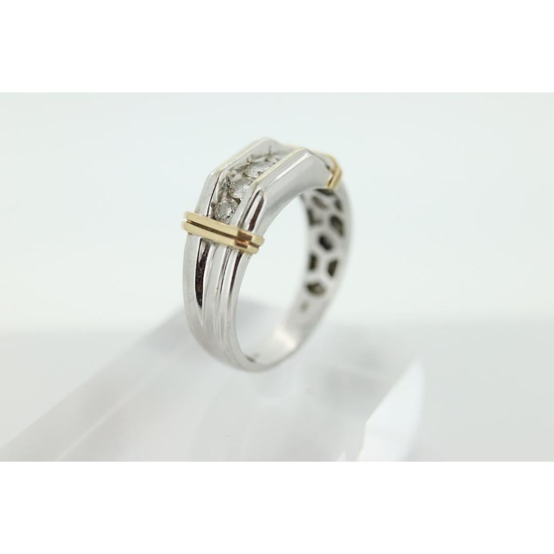 10k Diamant-Ring mit Kanalfassung. Ring aus Weiß- und Gelbgold mit 5 Diamanten. Herrenring. 1