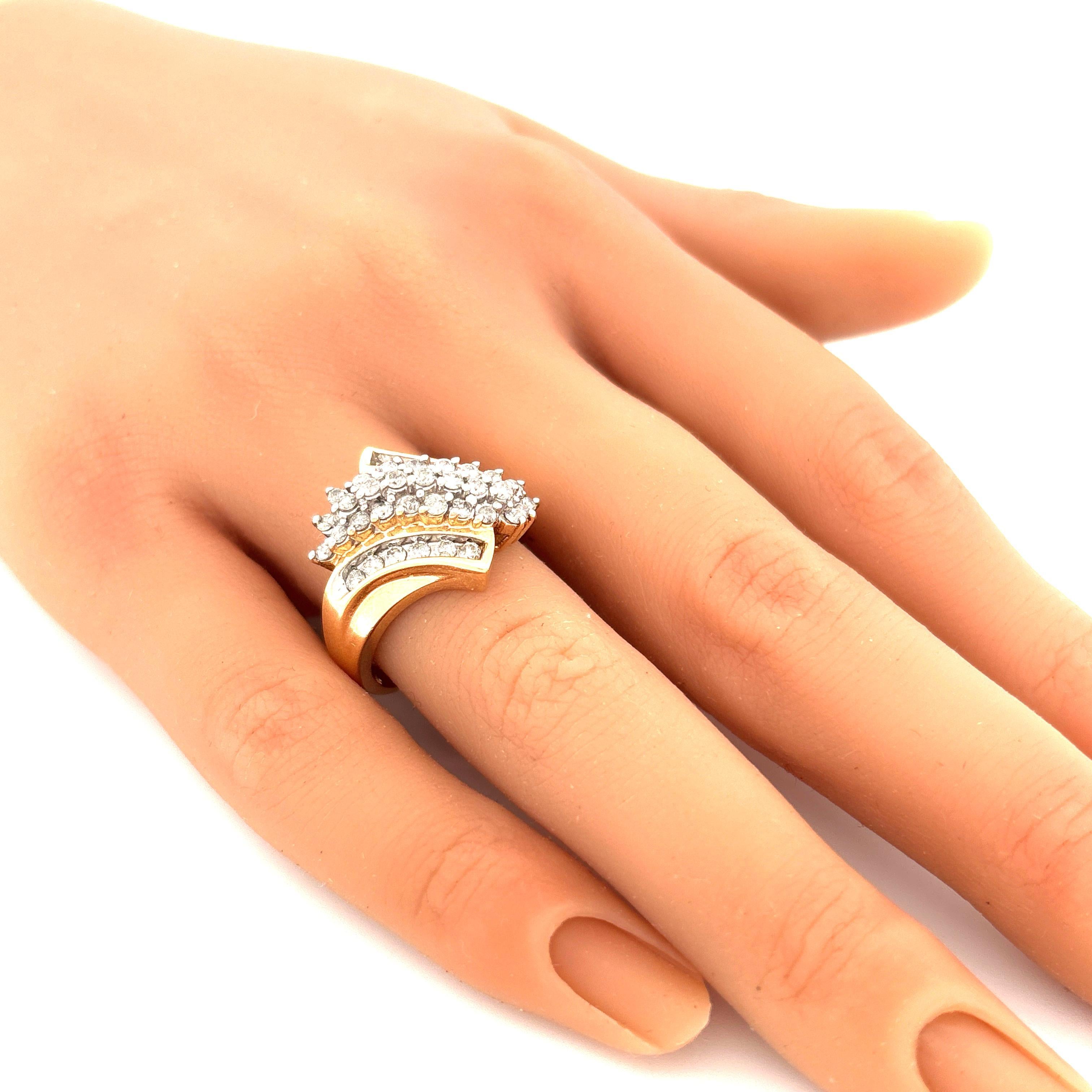 10k Diamond Ring - image 12