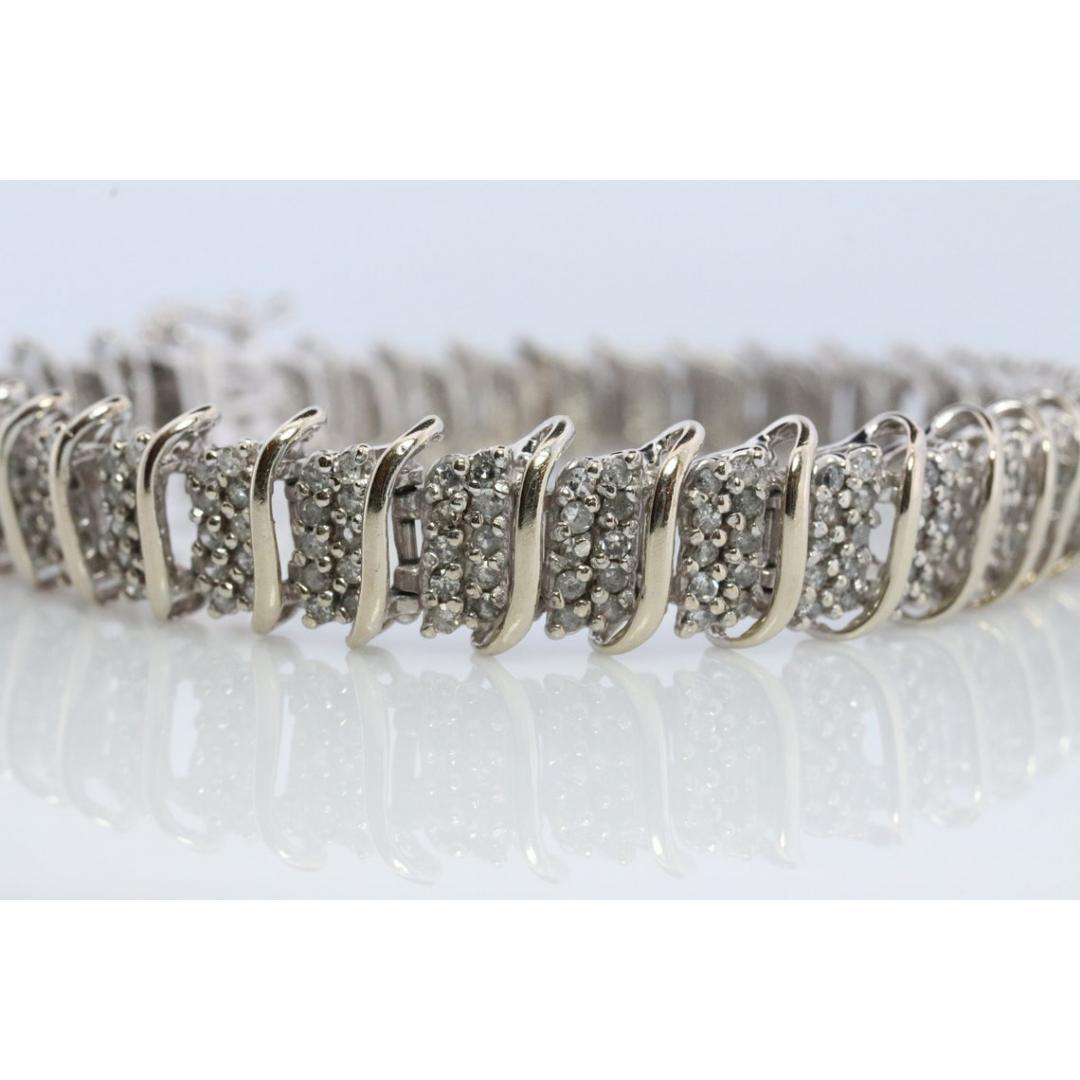 10k Diamant-Tennisarmband. 10k S-link rundes Diamant-Cluster-Tennisarmband. im Angebot 1