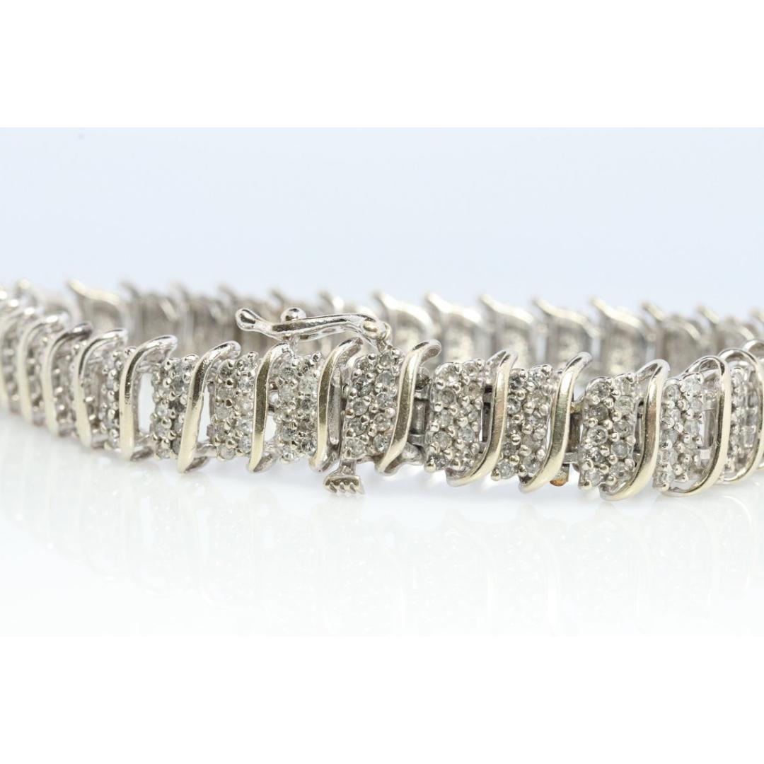 10k Diamant-Tennisarmband. 10k S-link rundes Diamant-Cluster-Tennisarmband. im Angebot 3