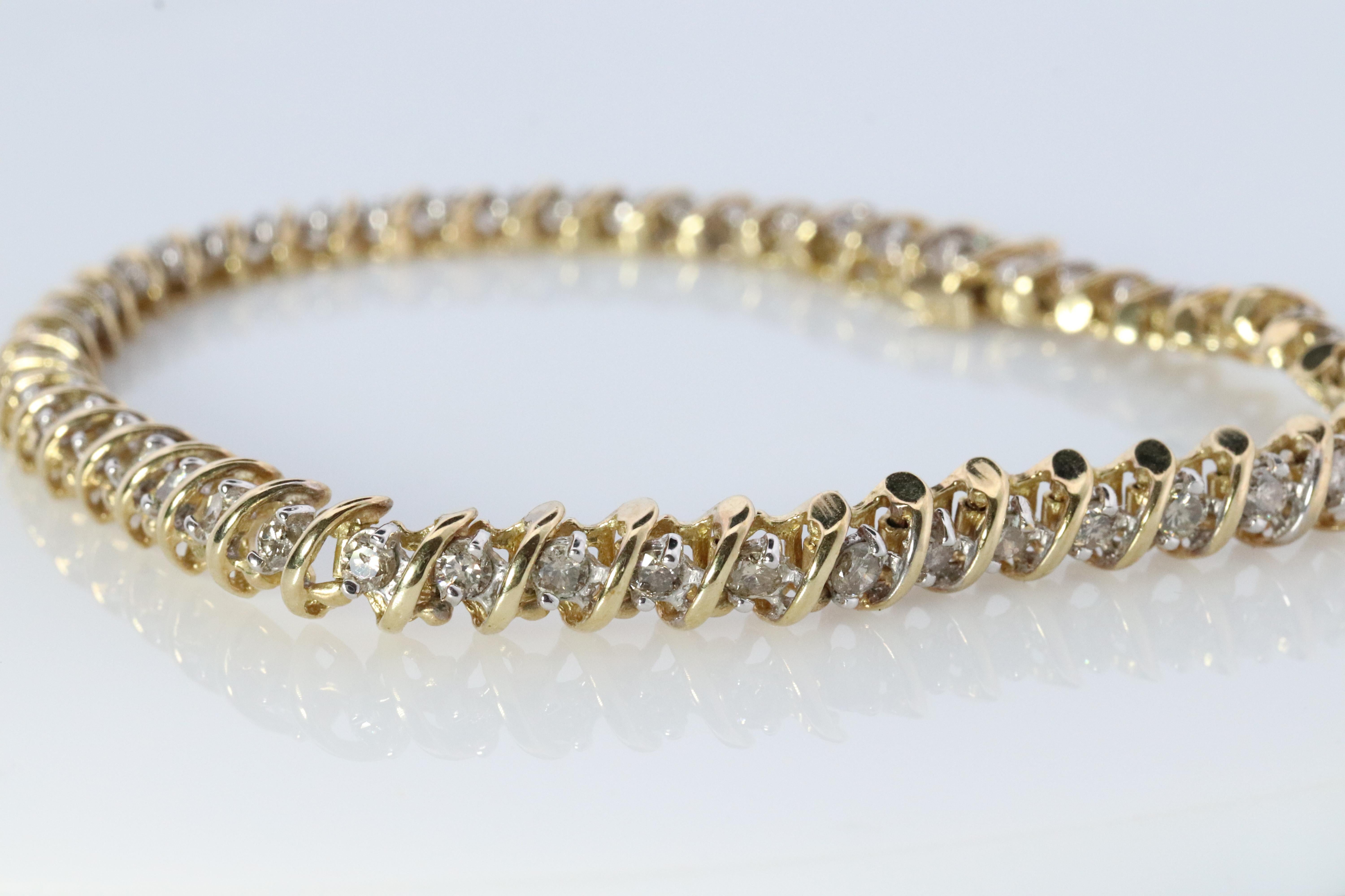 10k Diamant-Tennisarmband. 10k S-link rundes Diamant-Tennisarmband. 2,5 Karat. 1