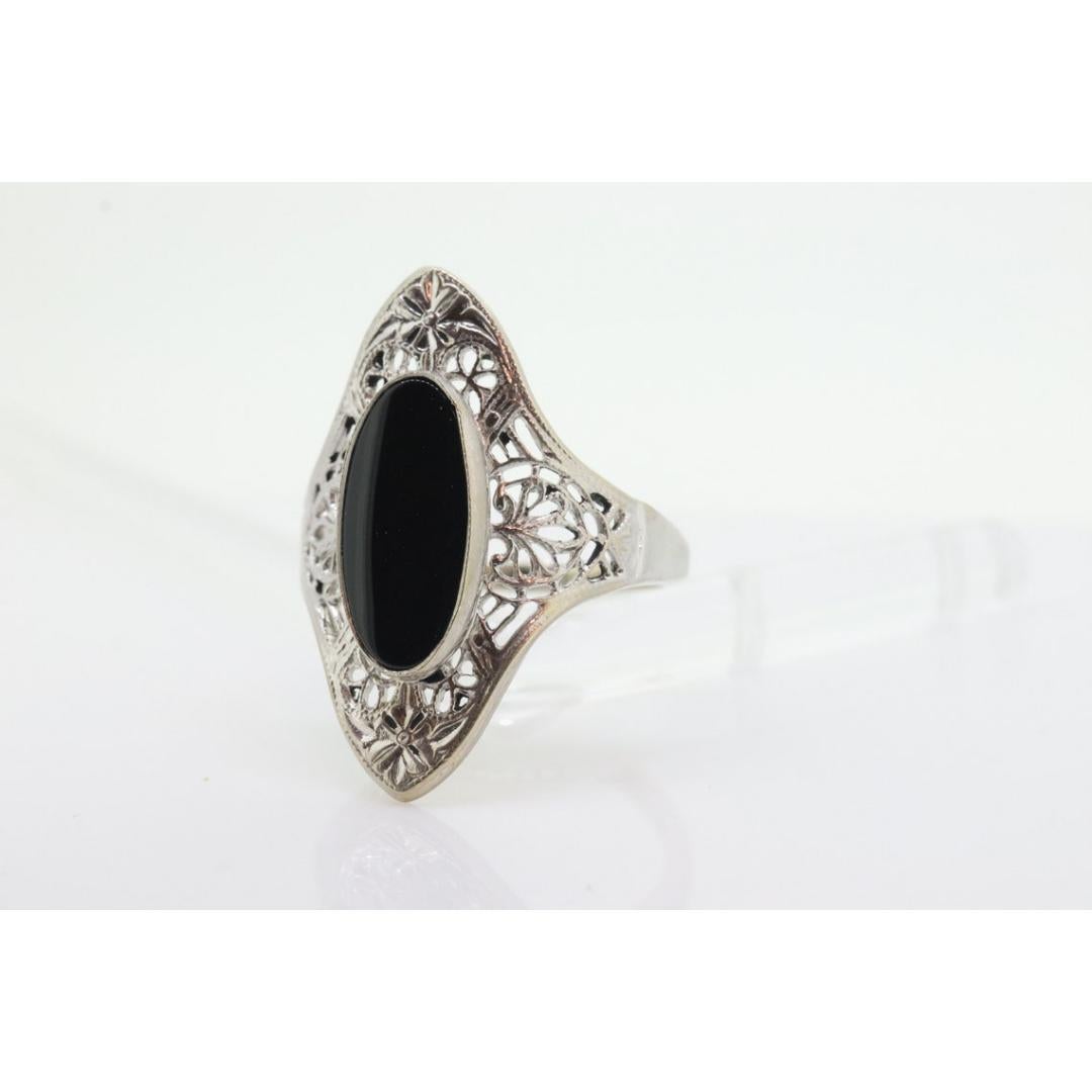 10k Filigraner Onyx Schildring. 10k Weißgold Schnörkel geprägter Art Deco Onyx Ring Damen
