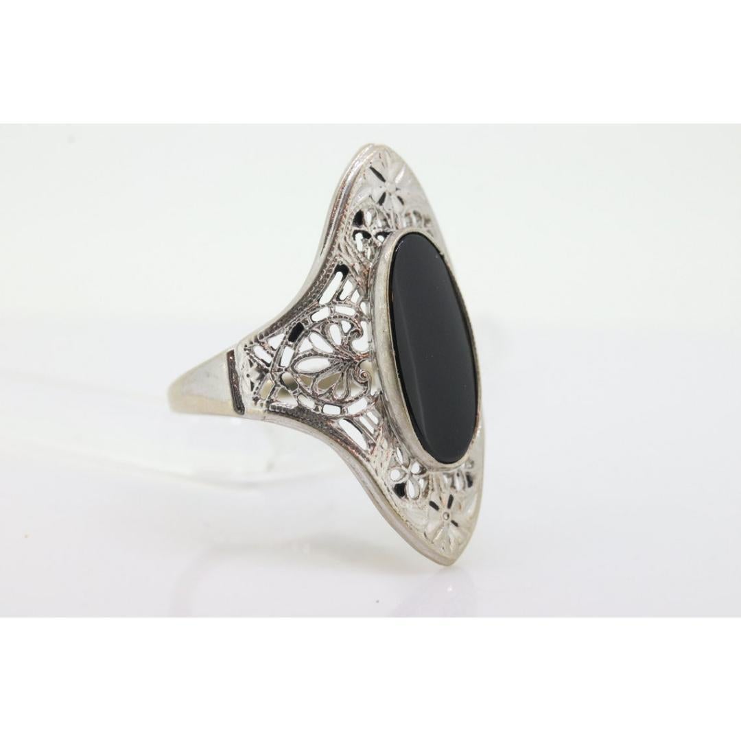 10k Filigraner Onyx Schildring. 10k Weißgold Schnörkel geprägter Art Deco Onyx Ring 2