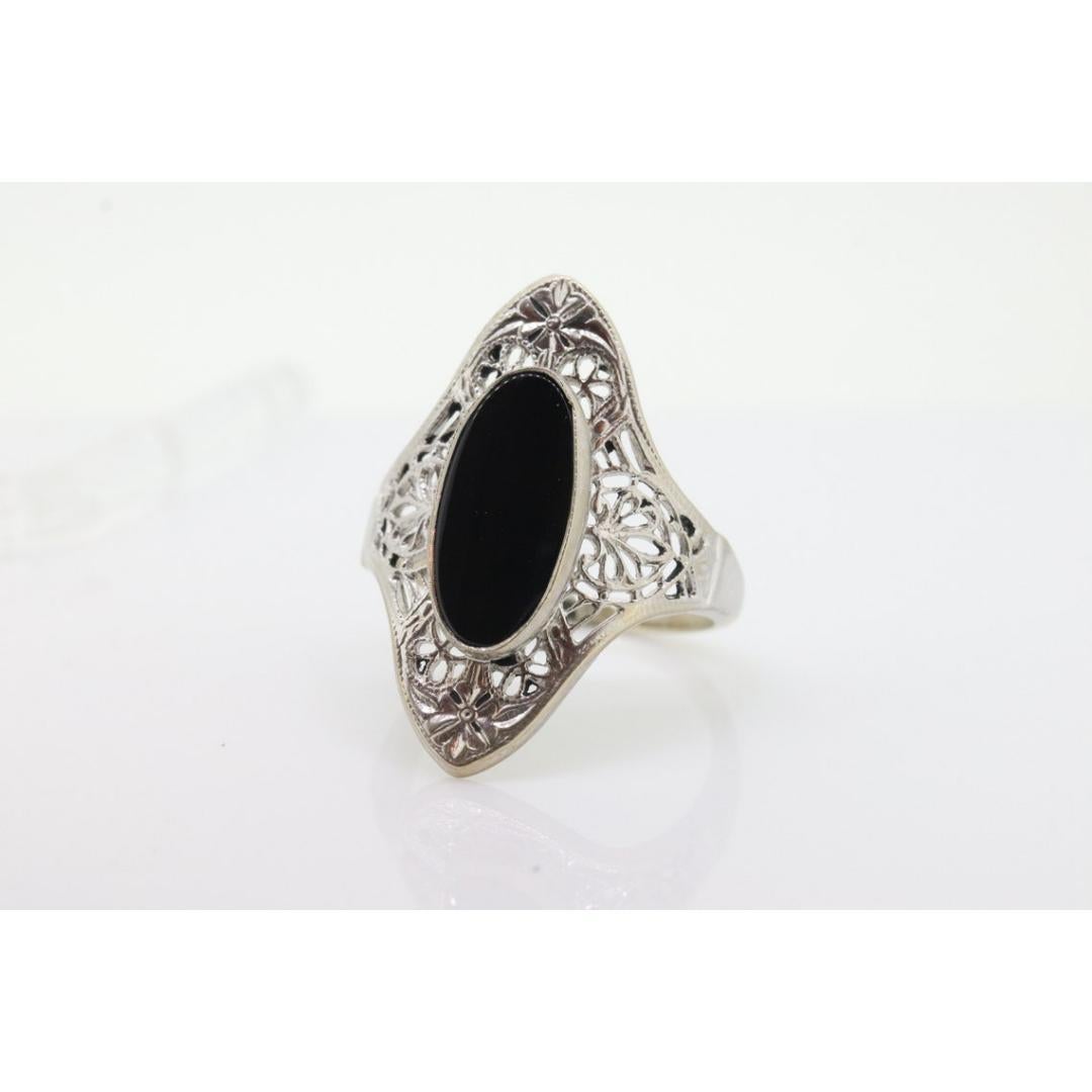 10k Filigraner Onyx Schildring. 10k Weißgold Schnörkel geprägter Art Deco Onyx Ring 3