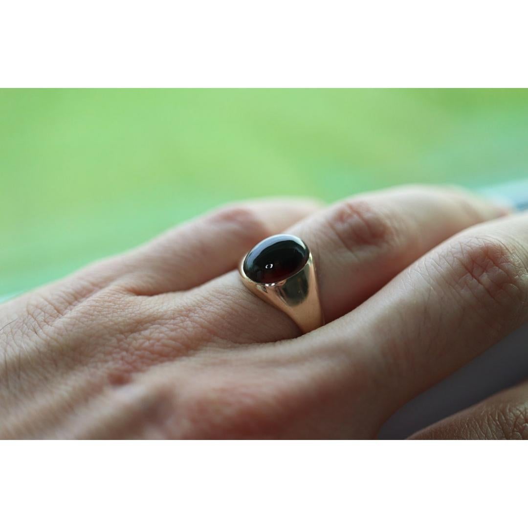 10k Garnet ring. 10k Yellow Gold Black RED Rhodolite Garnet Cabochon Bezel set For Sale 7
