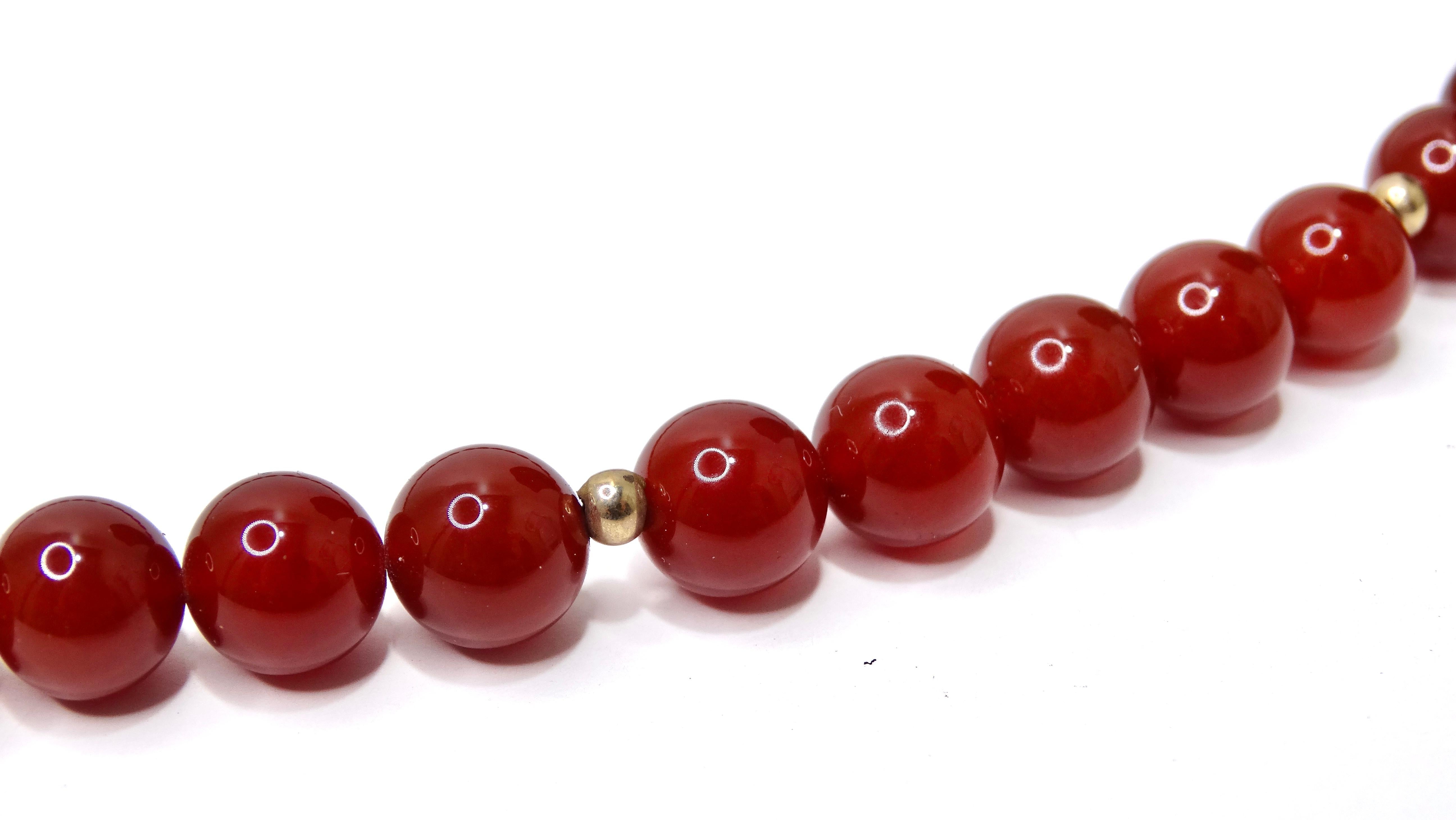 Collana con perline in oro 10k e giada in vendita 1
