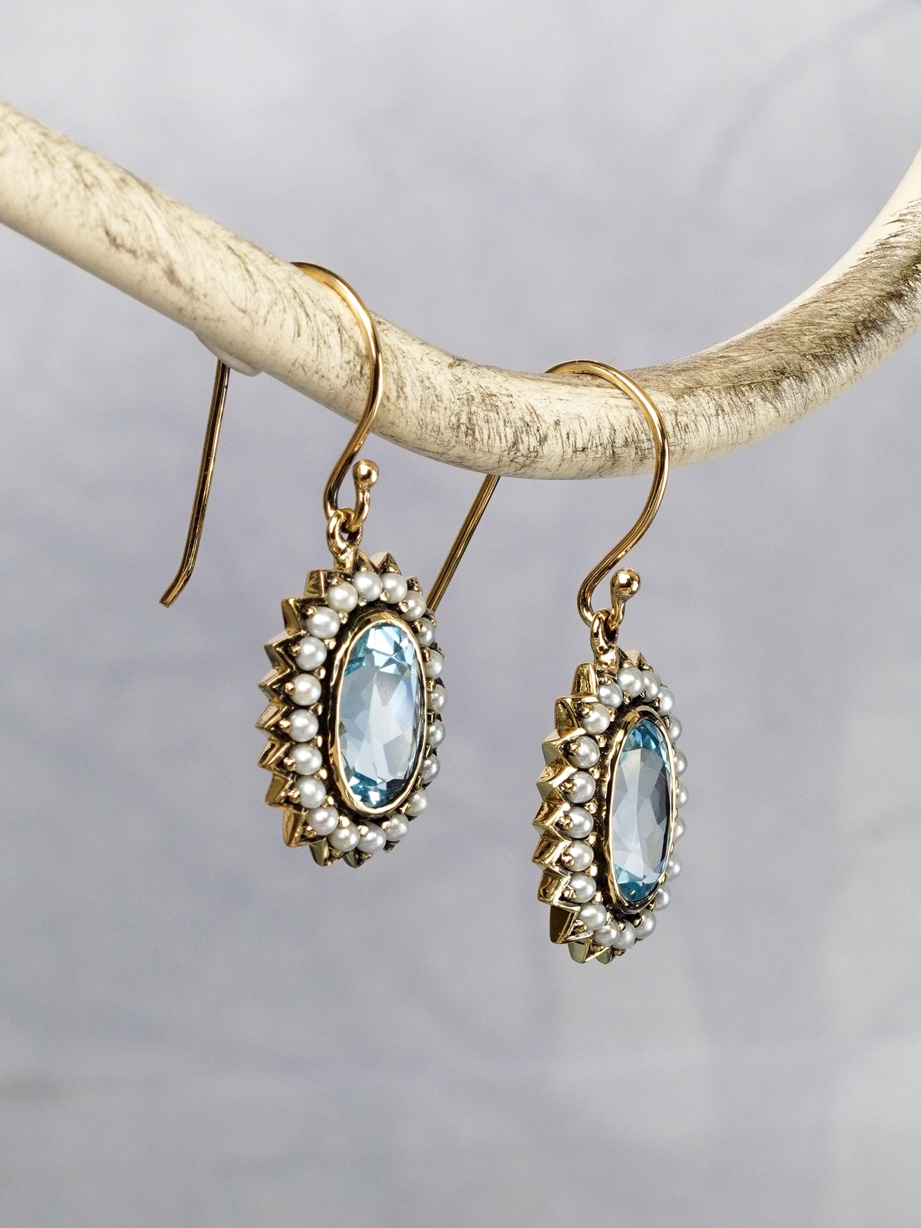 10K Gold Blauer Topas und Perle Vintage Style Tropfenohrringe im Angebot 1