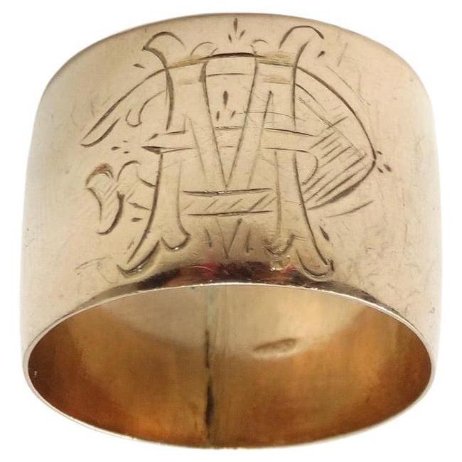 10K Gold Inital Engraved Ring circa 1950s  For Sale