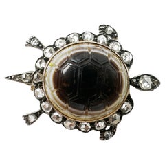 10k Gold Ladies Bulls Eye Agate and Natural Rose Cut Diamond Tortoise Brooch