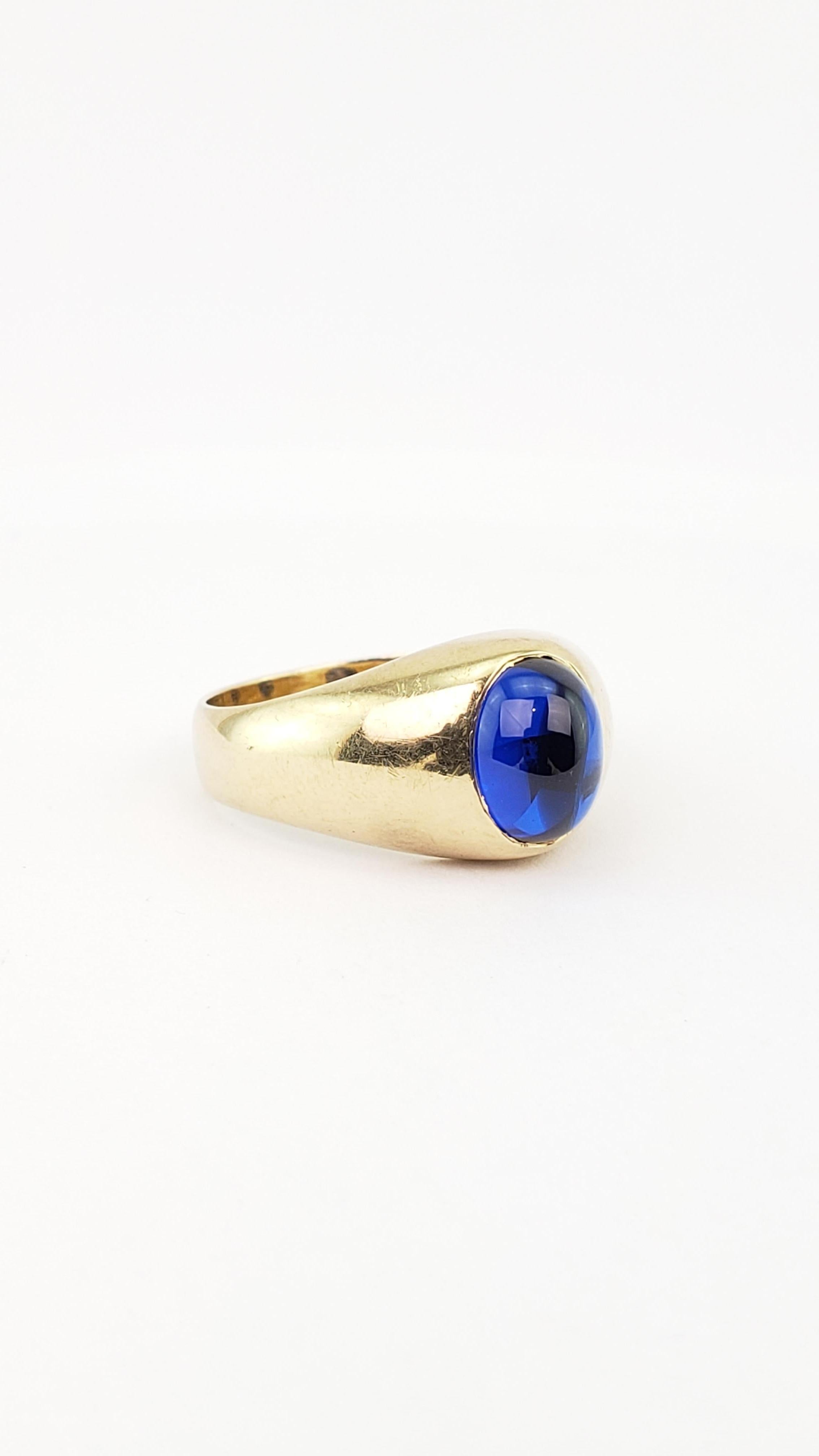 10k gold vintage unisex ring with 3.89 carat synthetic blue sapphire oval cabochon.

Size: 10 (please inquire if you need size adjusted)
    