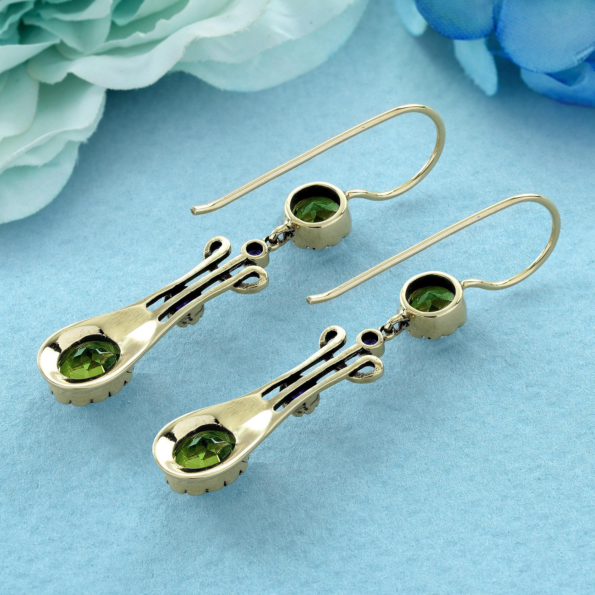 10K Gold Peridot und Amethyst Vintage Style Tropfen Ohrringe (Ovalschliff) im Angebot