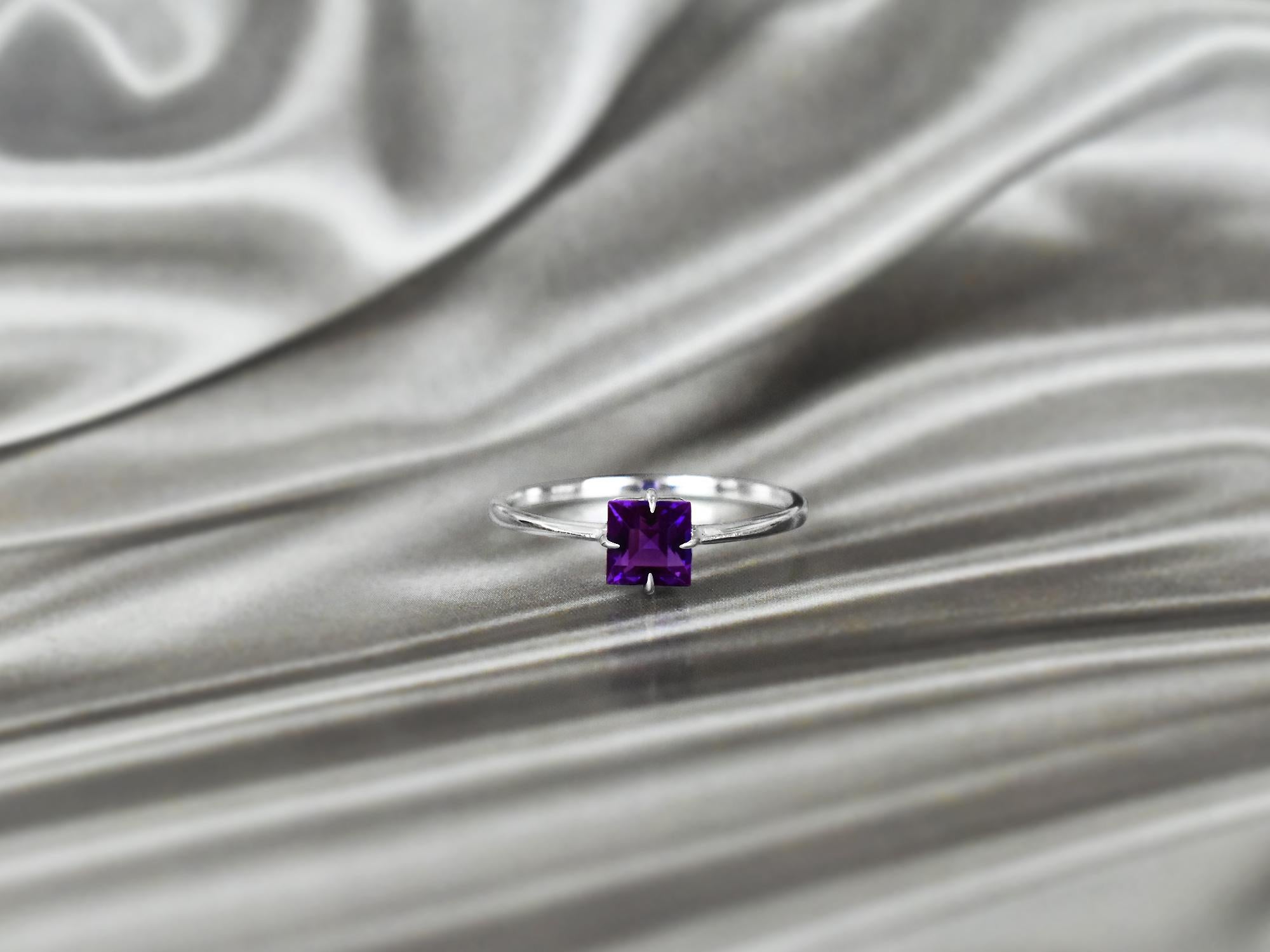For Sale:  10k Gold Princess Cut 5x5 mm Princess Cut Gemstone Ring Gemstone Engagement Ring 4