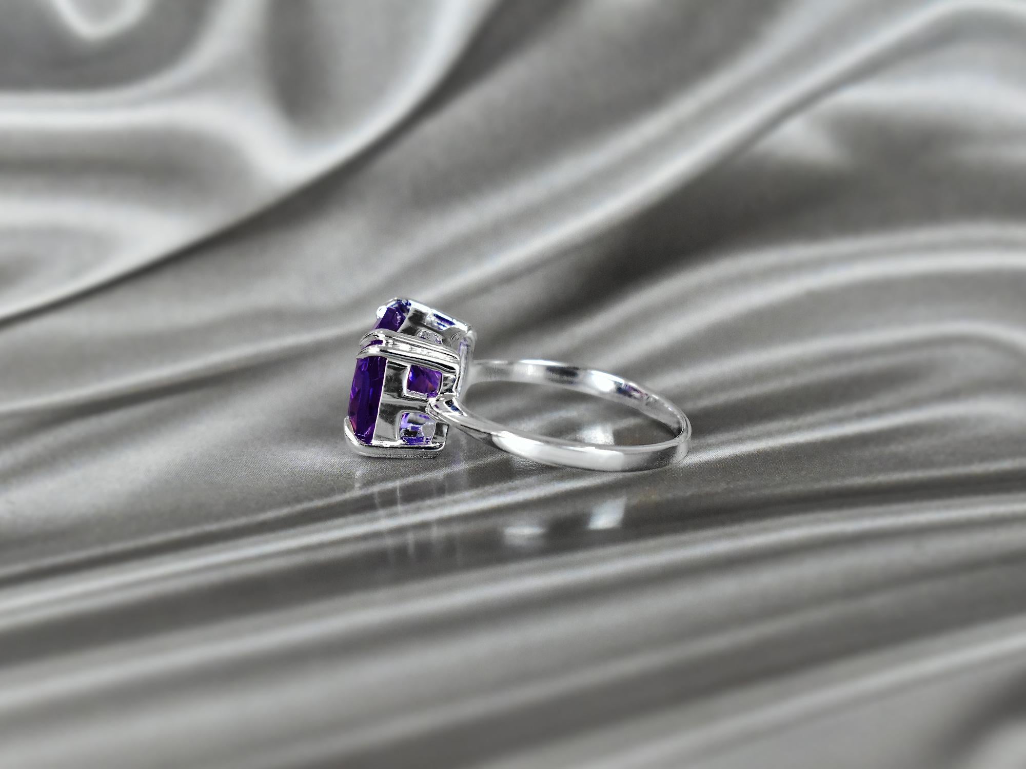 For Sale:  10k Gold Cushion 12x10 mm Rectangle Gemstone Ring Gemstone Engagement Ring 10