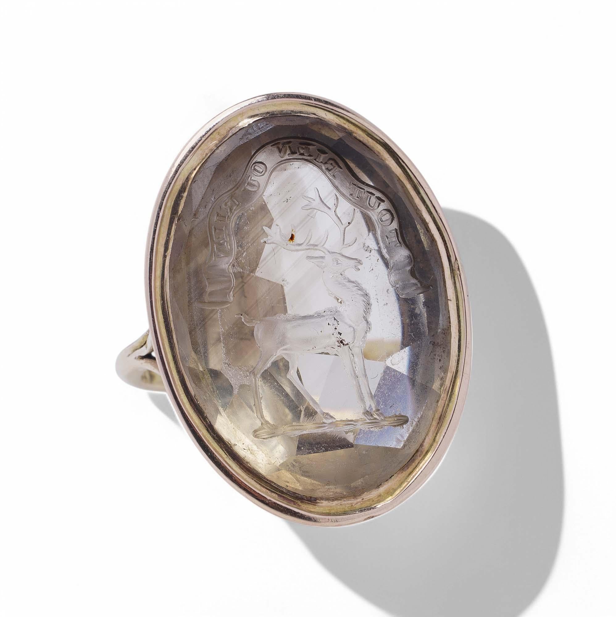 10K Gold Rock Crystal Intaglio Signet Ring In Good Condition For Sale In Braintree, GB