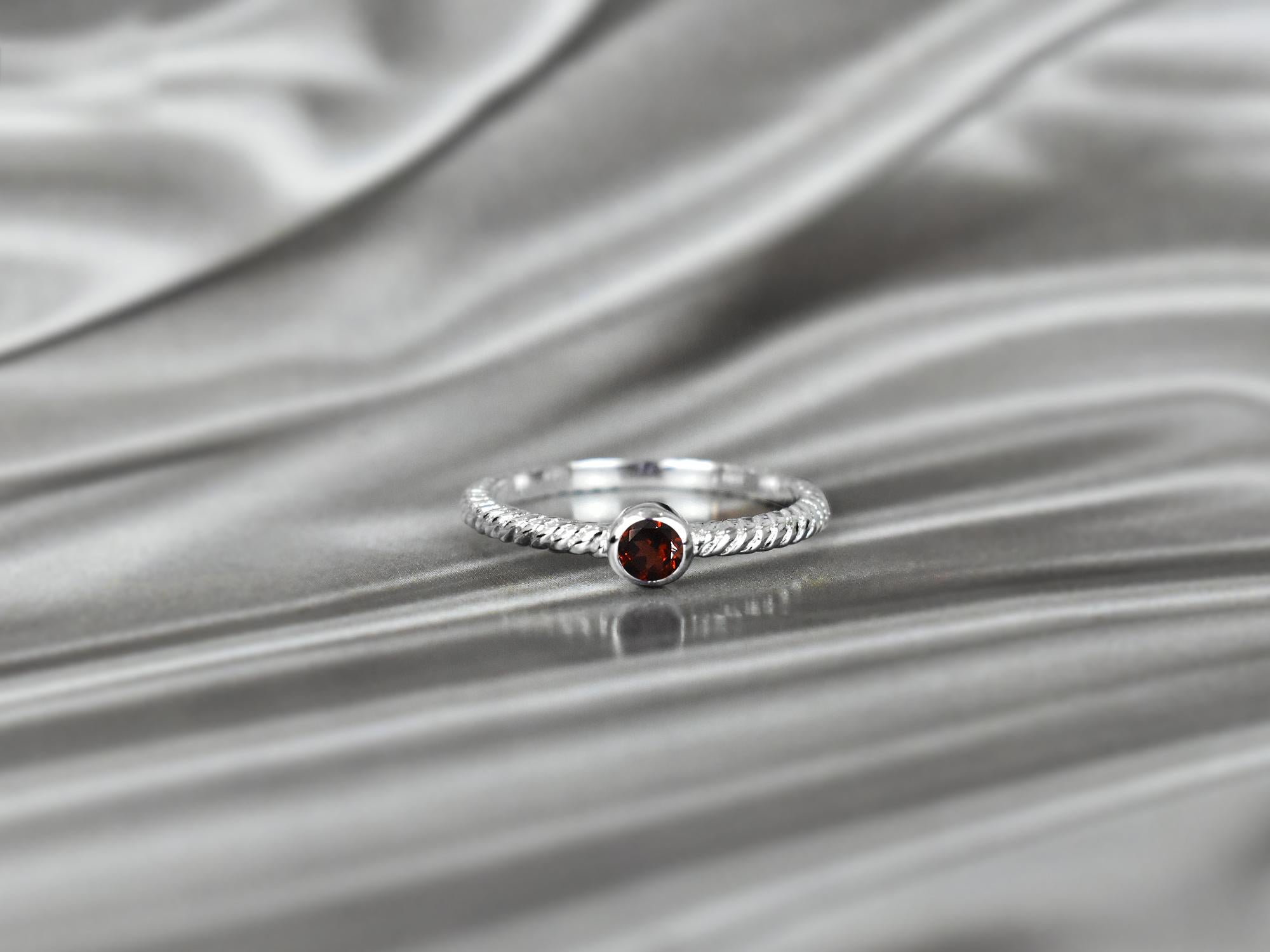 Im Angebot: 10k Gold runder Edelstein 3,5 mm runder Edelstein Ring Birthstone Ring Stapelbarer Ring () 5