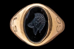 10k Gold Vintage Signet Style Black Onyx Intaglio Ring