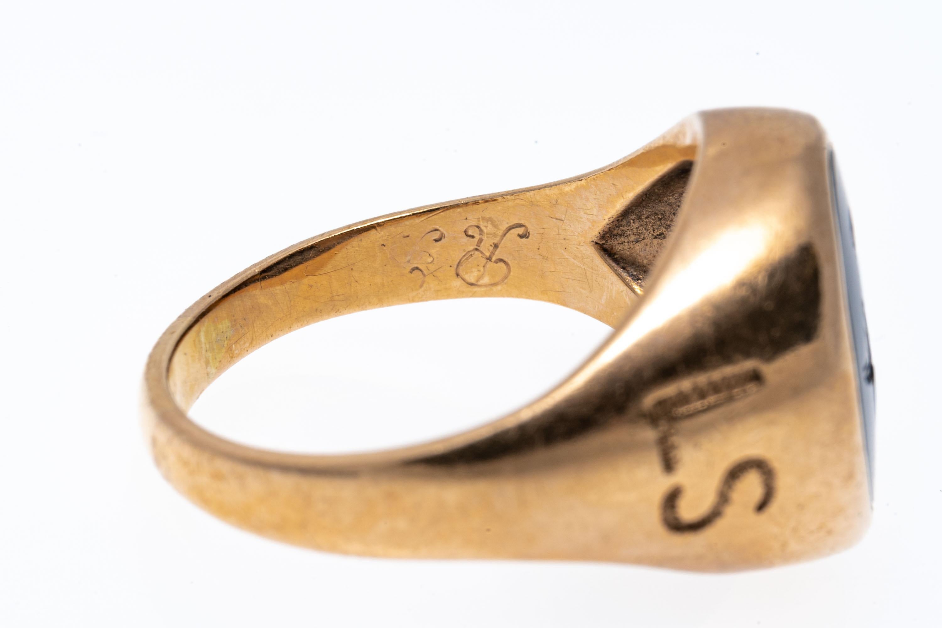10k Gold Vintage Siegelstil Schwarzer Onyx Intaglio-Ring im Zustand „Gut“ im Angebot in Southport, CT