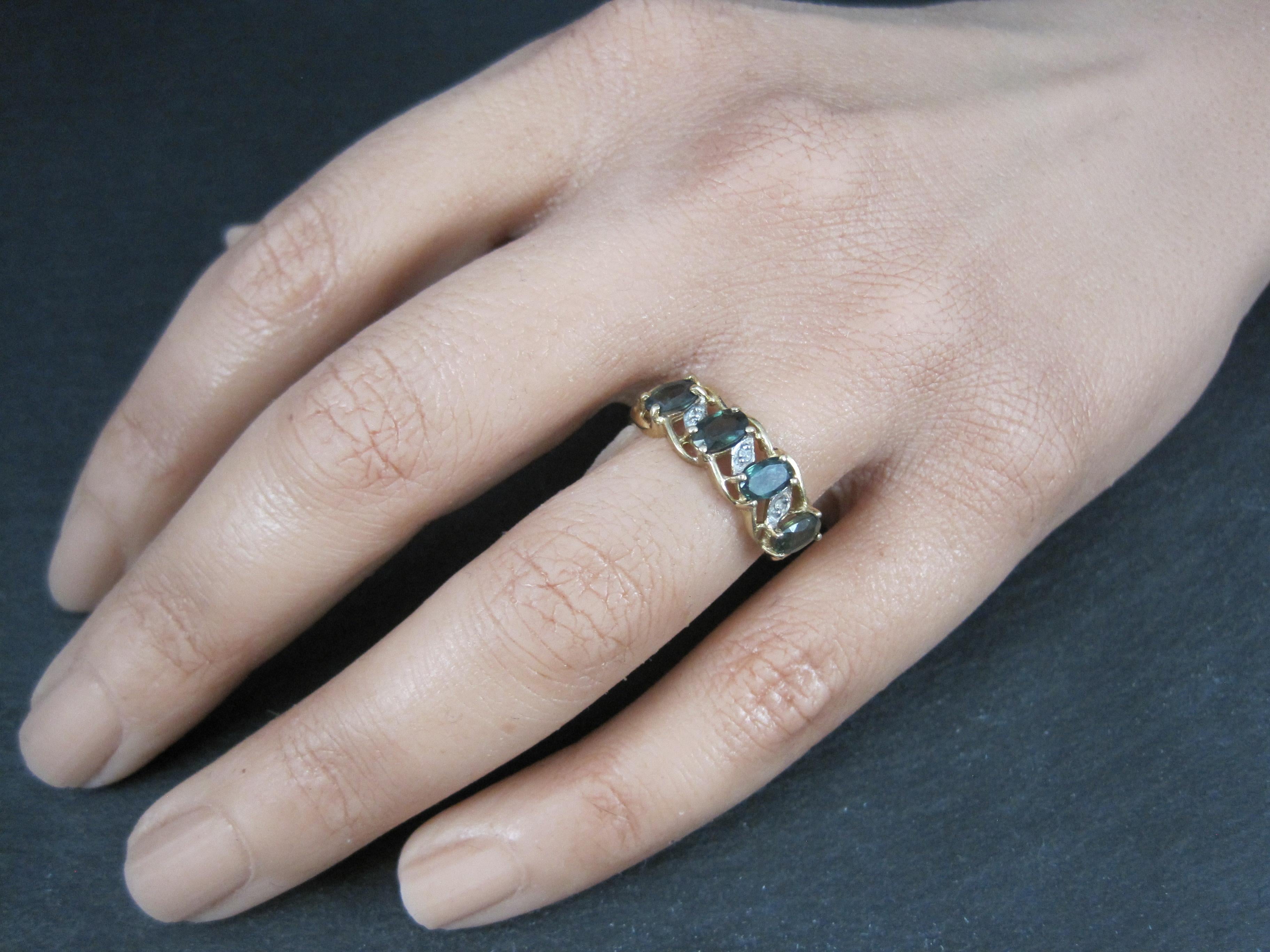 10K Green Sapphire Ring Size 6 1