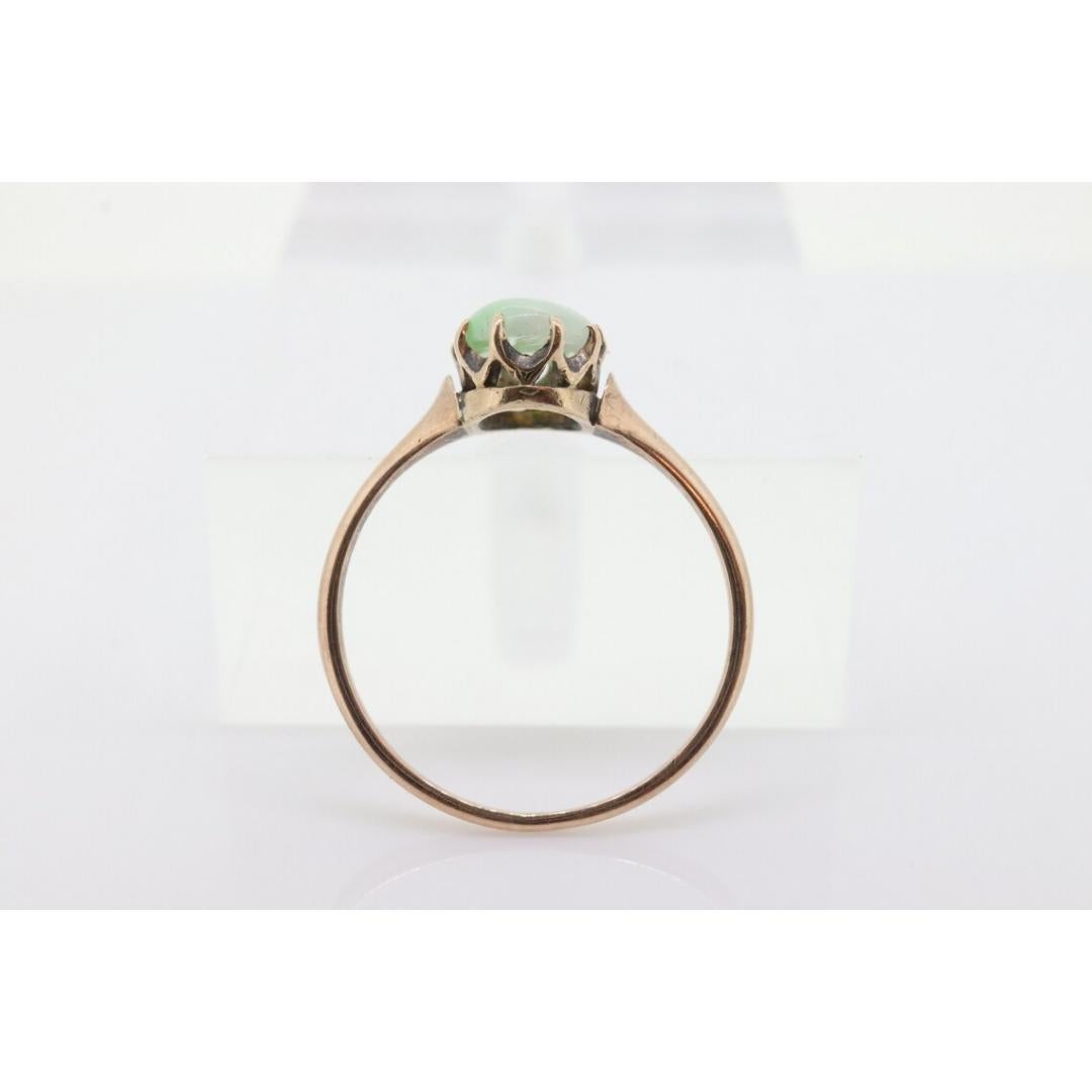 10k Green White Jade Jadeite ring. Apple translucent green cabochon ring. For Sale 3