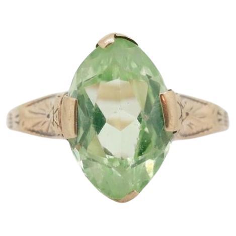 10k LIME Green Spinel ring. Vintage Retro Large Oval Cut SPINEL 10k ring