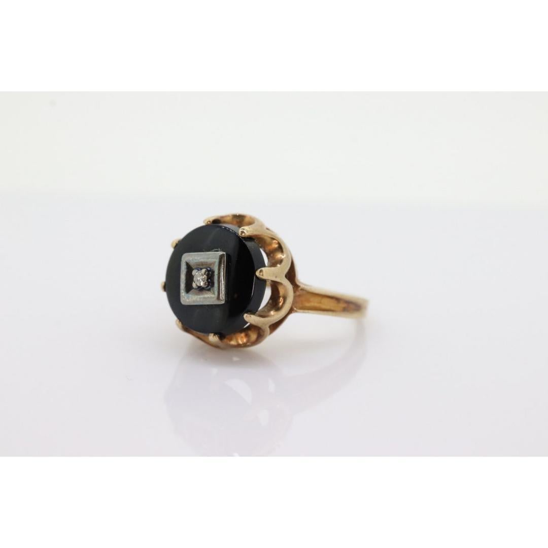 Anello con onice e diamante 10k. Anello con diamante e onice rotondo in oro rosa 10k. Vintage By in vendita 3