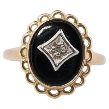 10k ONYX and diamond ring. Oval Onyx bezel set victorian mourning ring.
