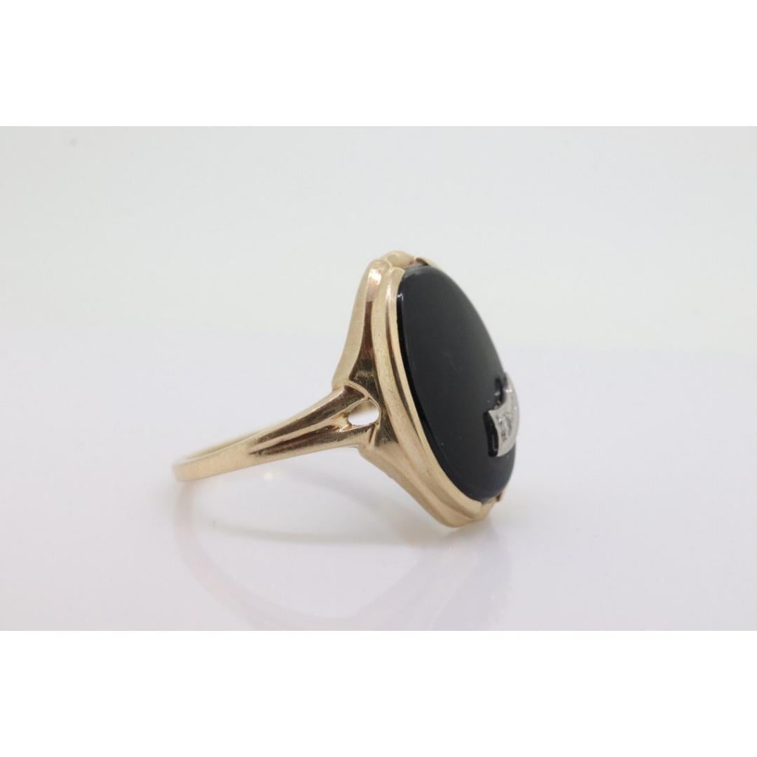 10k ONYX and diamond ring. Shooting Star Onyx ring. Oval Large Onyx bezel set For Sale 4