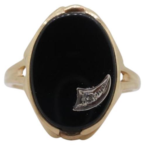 10k ONYX and diamond ring. Shooting Star Onyx ring. Oval Large Onyx bezel set