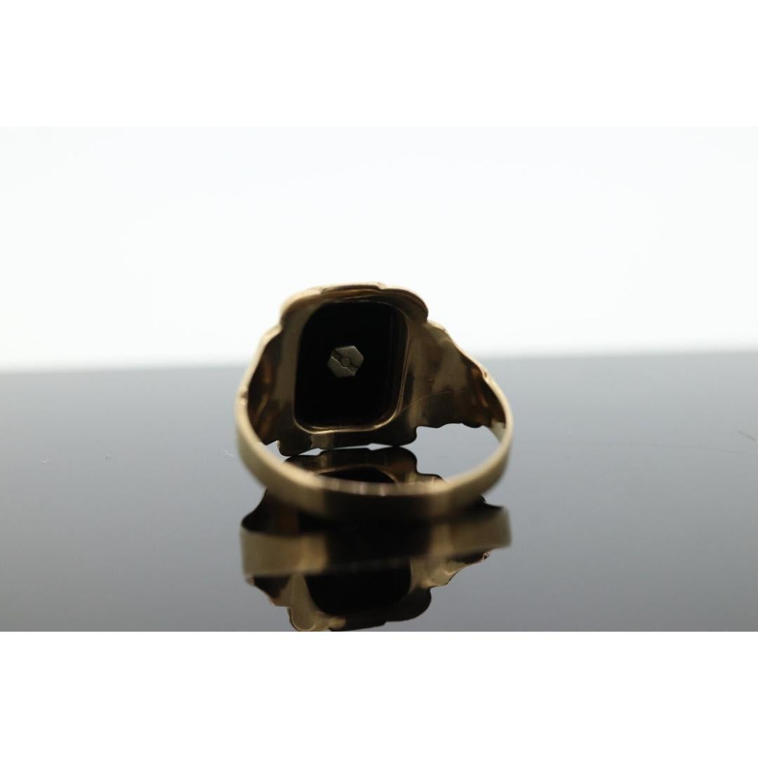 Anello A.E.L. 10k. Anello 10k Lettera L o E. Calligrafia A.E.L. In condizioni buone in vendita a Port Charlotte, FL