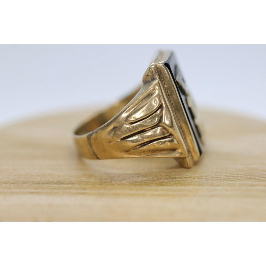 10k ONYX M N oder W Ring. 10k Buchstabe M oder N oder W Statement-Ring. Kalligraphie im Zustand „Gut“ im Angebot in Port Charlotte, FL