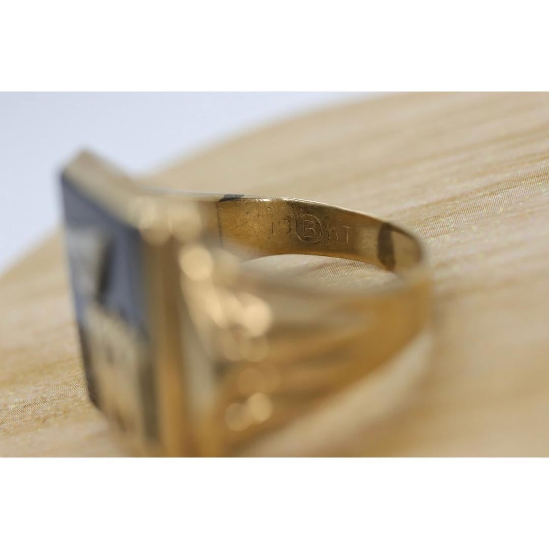 10k ONYX M N oder W Ring. 10k Buchstabe M oder N oder W Statement-Ring. Kalligraphie für Damen oder Herren im Angebot