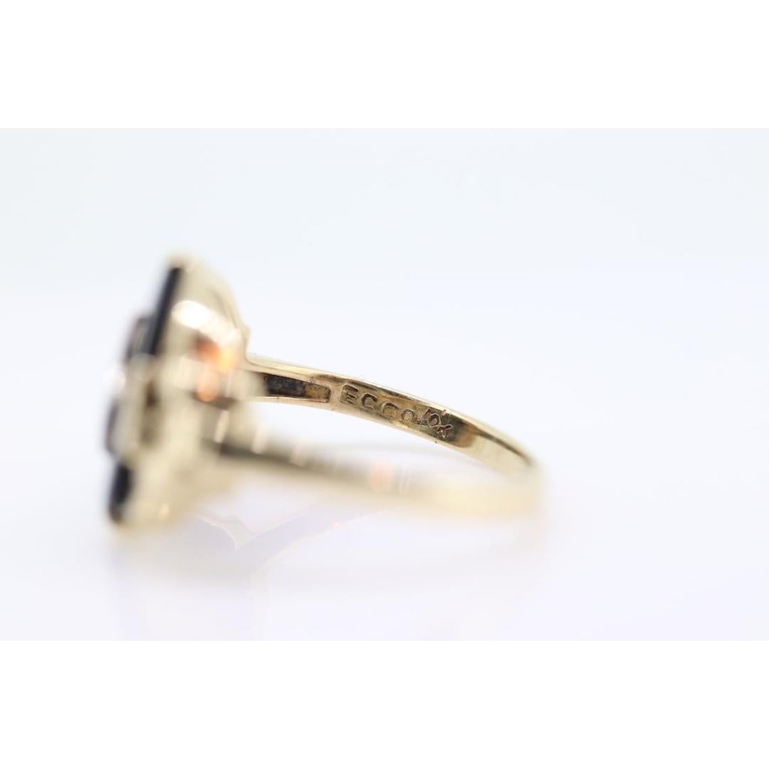 10k Onyx Oval and diamond ring. 10k gold onyx ring. Vintage Mourning Ring. For Sale 1