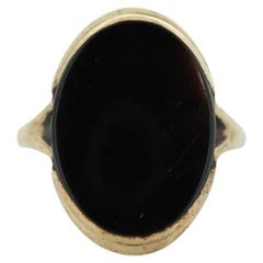 10k ONYX Ring. Slim Oval Onyx Siegelring mit Lünette gefasst. 1930er Jahre Vintage. Trauernde