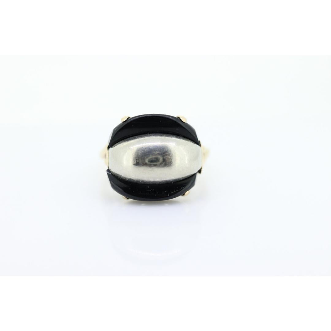 Women's 10k ONYX ring. Onyx Sterling Silver 10k gold ring. Sterling Silver Dome Modern For Sale