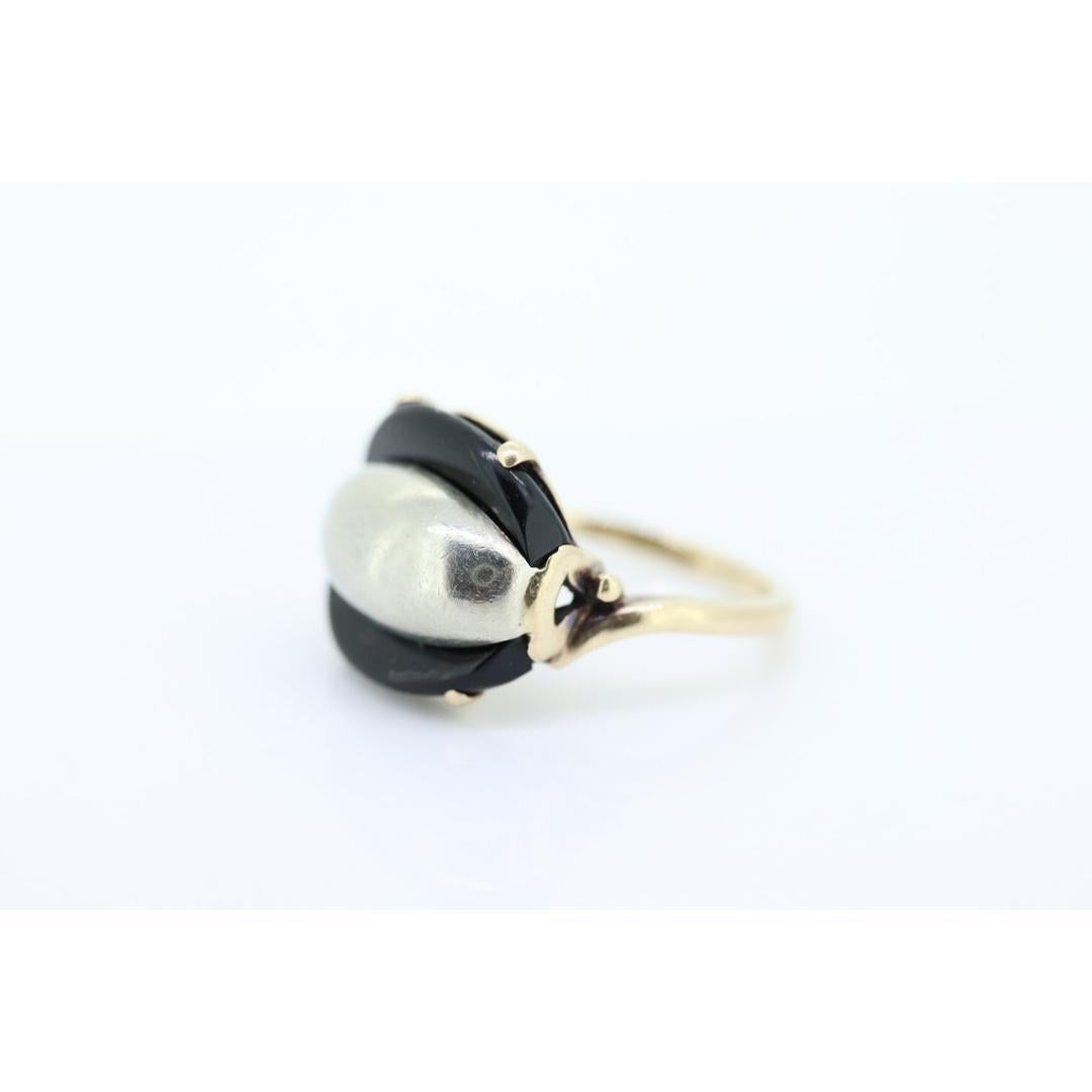 10k ONYX ring. Onyx Sterling Silver 10k gold ring. Sterling Silver Dome Modern For Sale 1