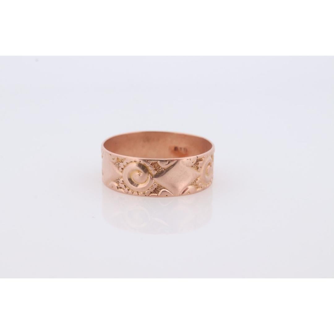 10k Ostby Barton Cigar Band. 10k Rose Gold Embossed Design wide ring. In Good Condition For Sale In Port Charlotte, FL