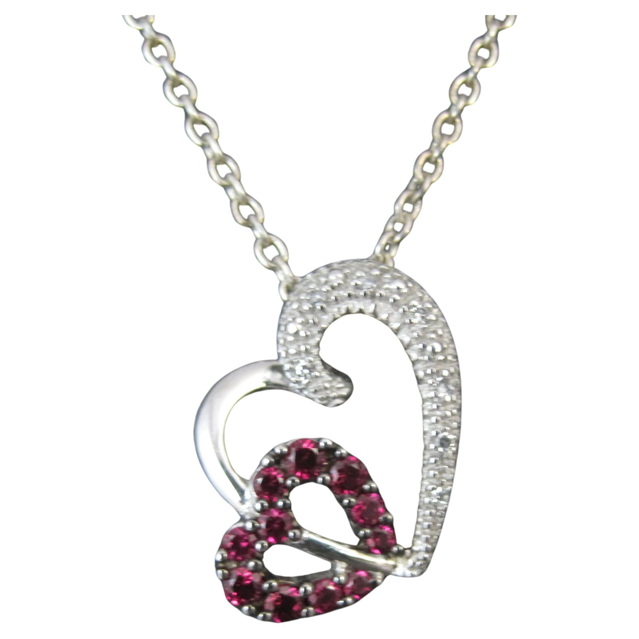 Ciondolo a cuore con diamante e zaffiro rosa 10K in vendita