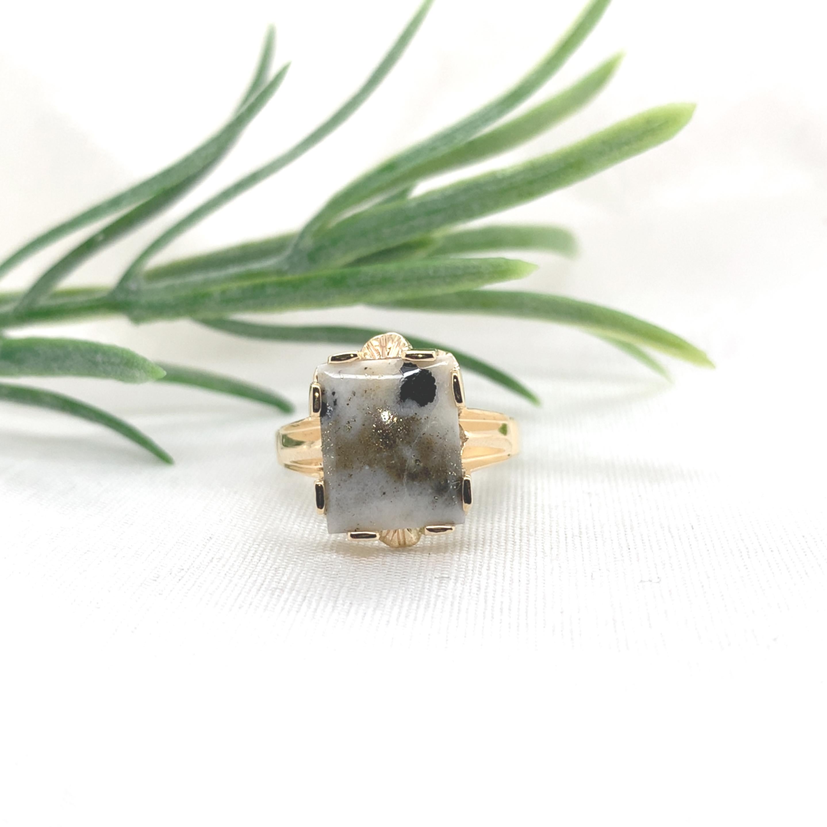 10K Ring mit 3,01 Karat Gold Vein Quarz, abgebaut in Colorado, Größe 6,5 im Angebot 1