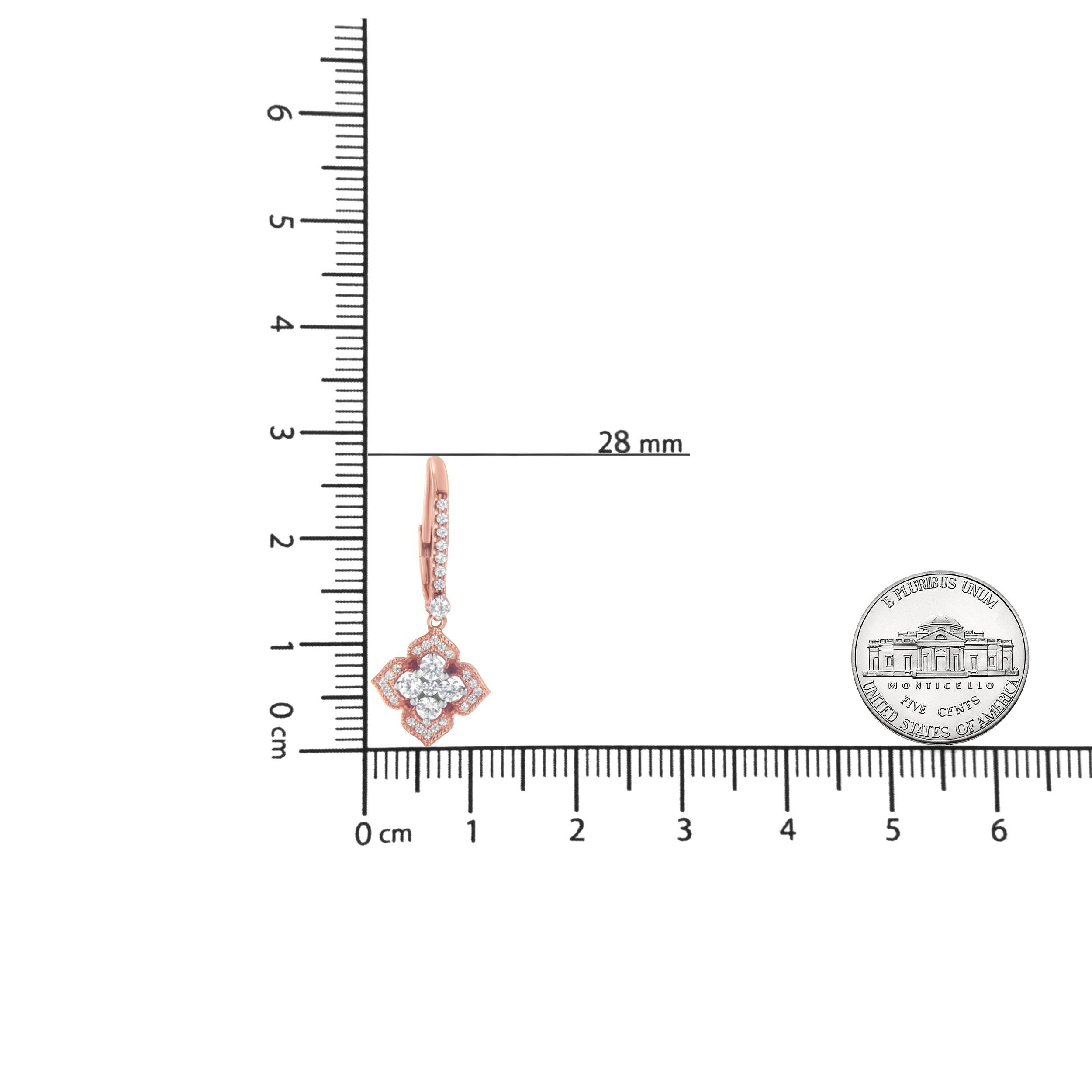 Taglio rotondo Orecchini pendenti a fiore in oro rosa 10K con diamanti da 3/4 Cttw in vendita