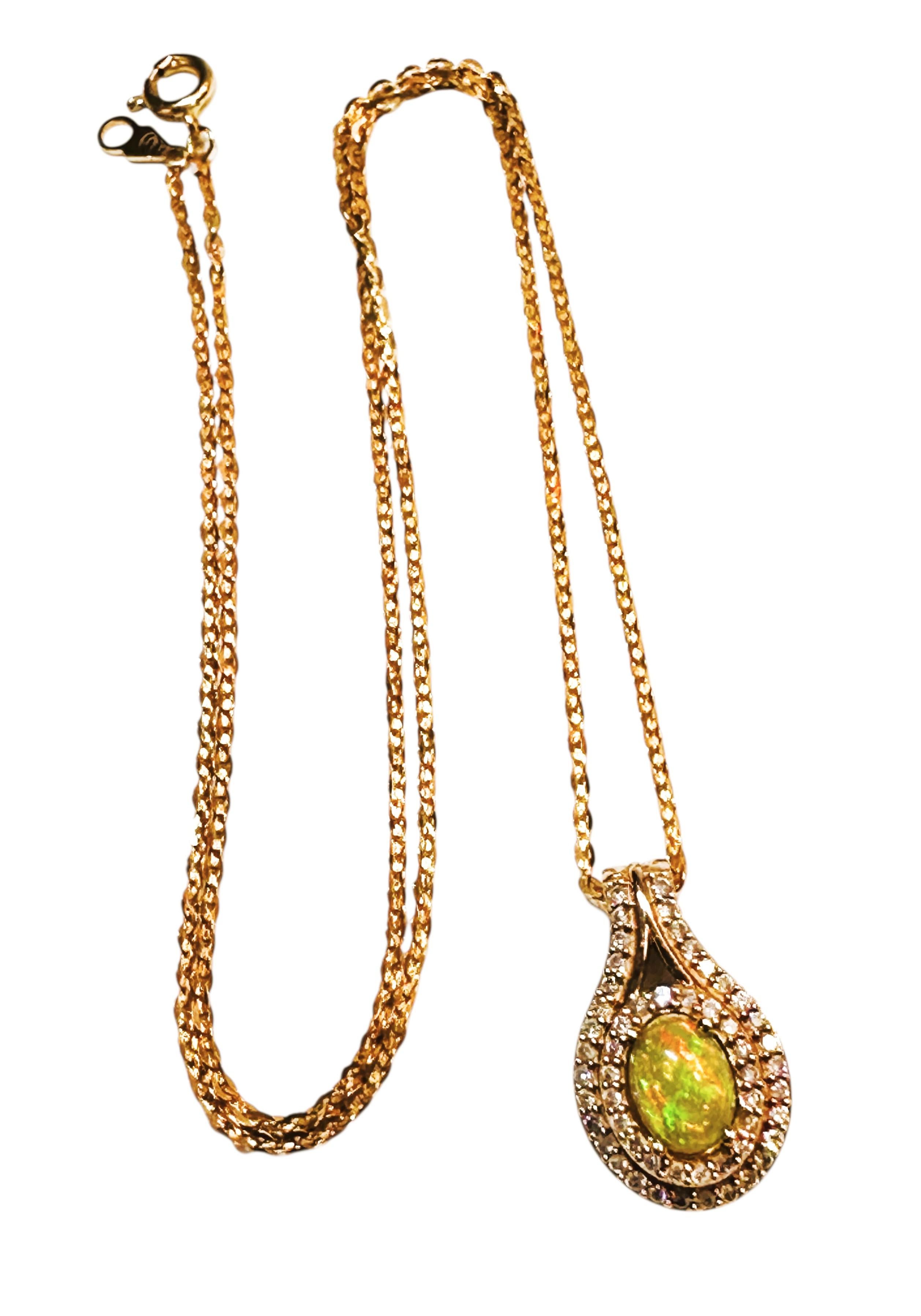 10k Rose Gold .70 Carat Opal & .20 Carat Diamond Pendant On 14k Italian Chain im Angebot 5