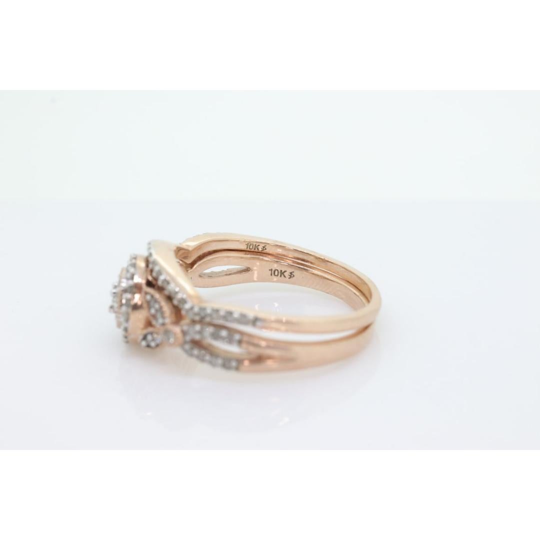Round Cut 10k Rose Gold Diamond Wedding Ring set. Diamond Cluster Halo Wedding Set. For Sale