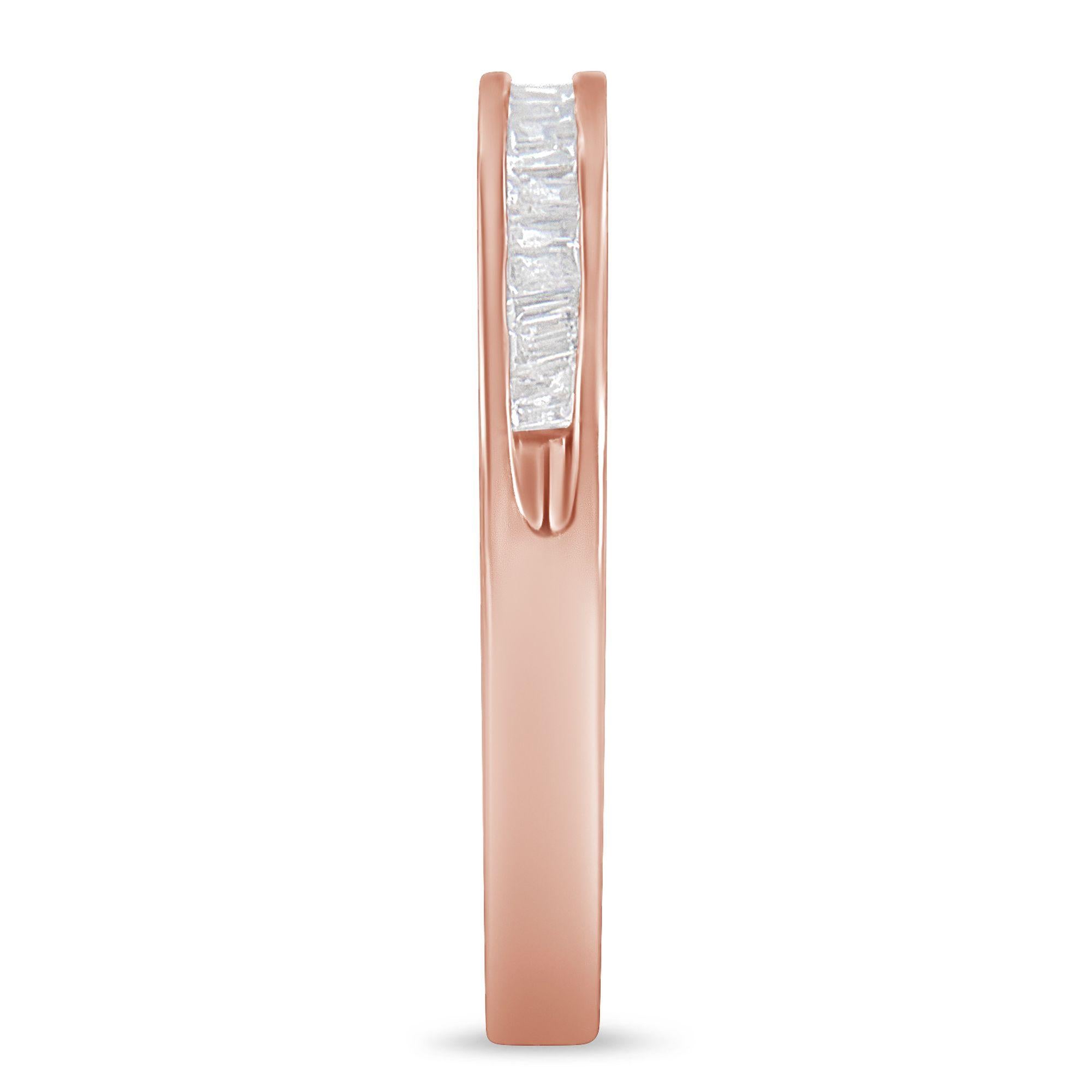 Moderne Bague empilable en or rose 10 carats sur argent sterling 925 avec 1/5 Cttw de diamant en vente