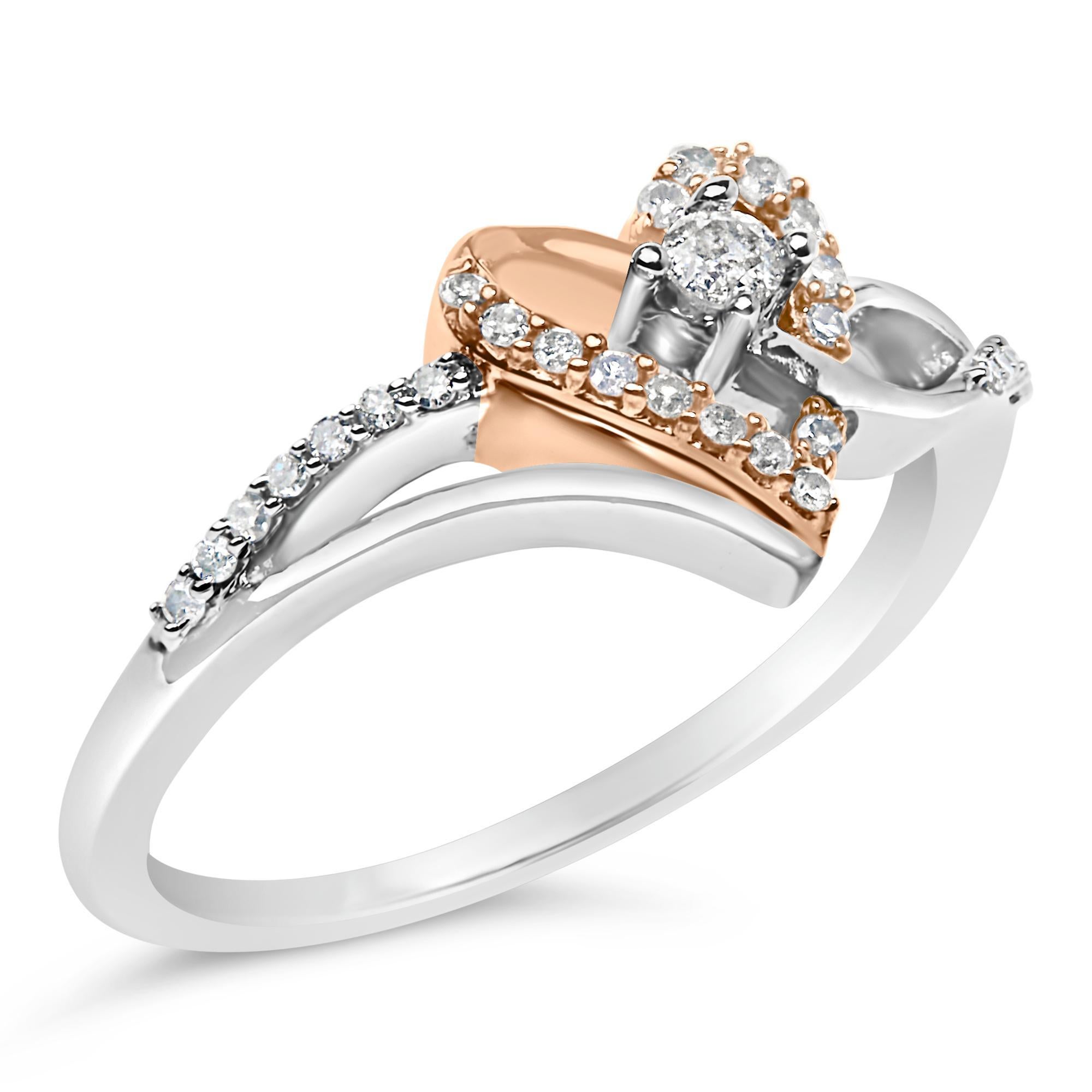 Moderne Bague de promesse à coeur ouvert en or rose 10K sur argent 1/5 Cttw Diamond Two Tone en vente