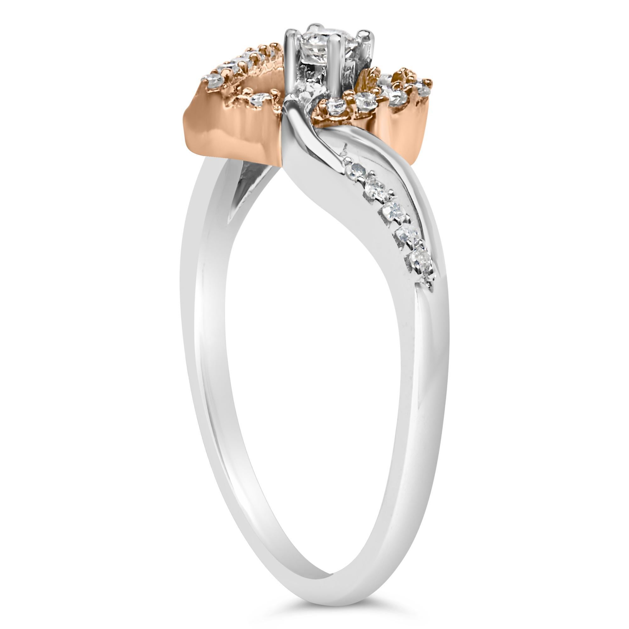 Taille ronde Bague de promesse à coeur ouvert en or rose 10K sur argent 1/5 Cttw Diamond Two Tone en vente