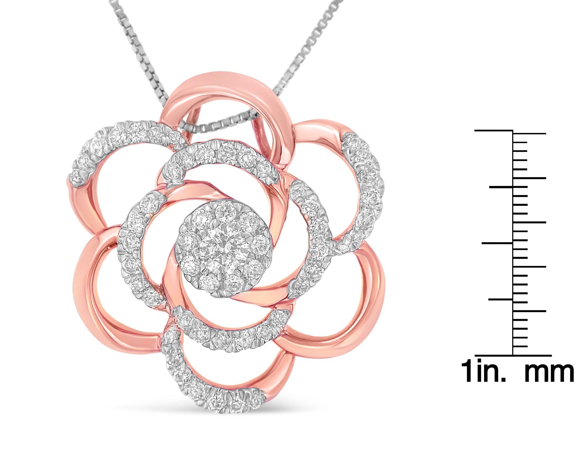 Ciondolo a forma di fiore con diamante placcato in oro rosa 10k da 1/2 carati In condizioni Nuovo in vendita a New York, NY