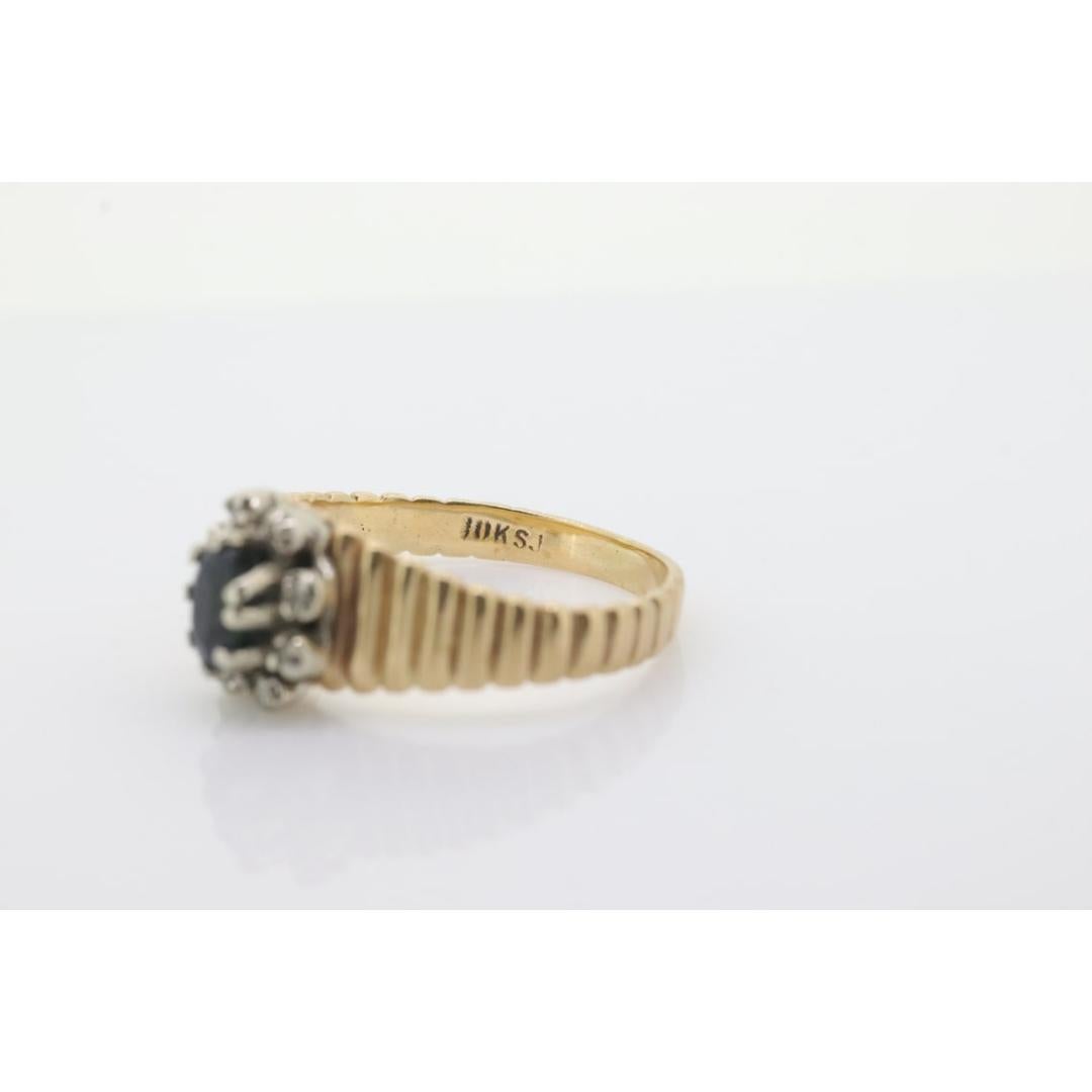 10k Sapphire and diamond Halo ring. 10k Blue sapphire and diamond ribbed band. For Sale 3